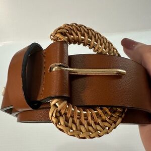 Ladies belt with ratan bukle by Steve Madden